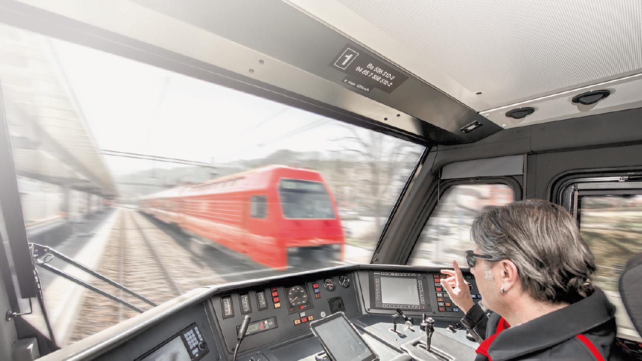 SZU_D_03_desktop_20220512_k_msr