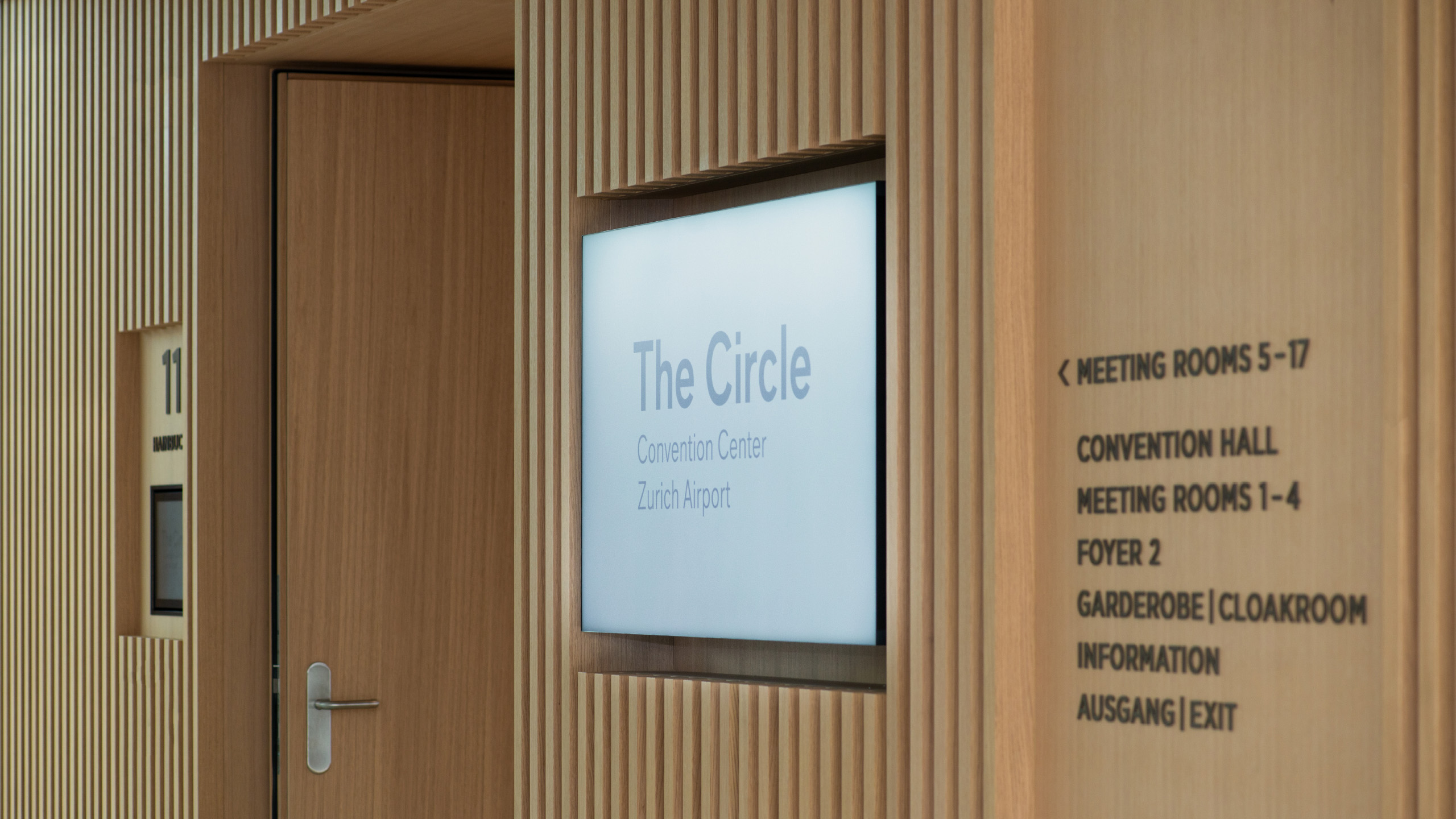 TheCircle_Convention_Center_S_15_Desktop_20241217_m_ler