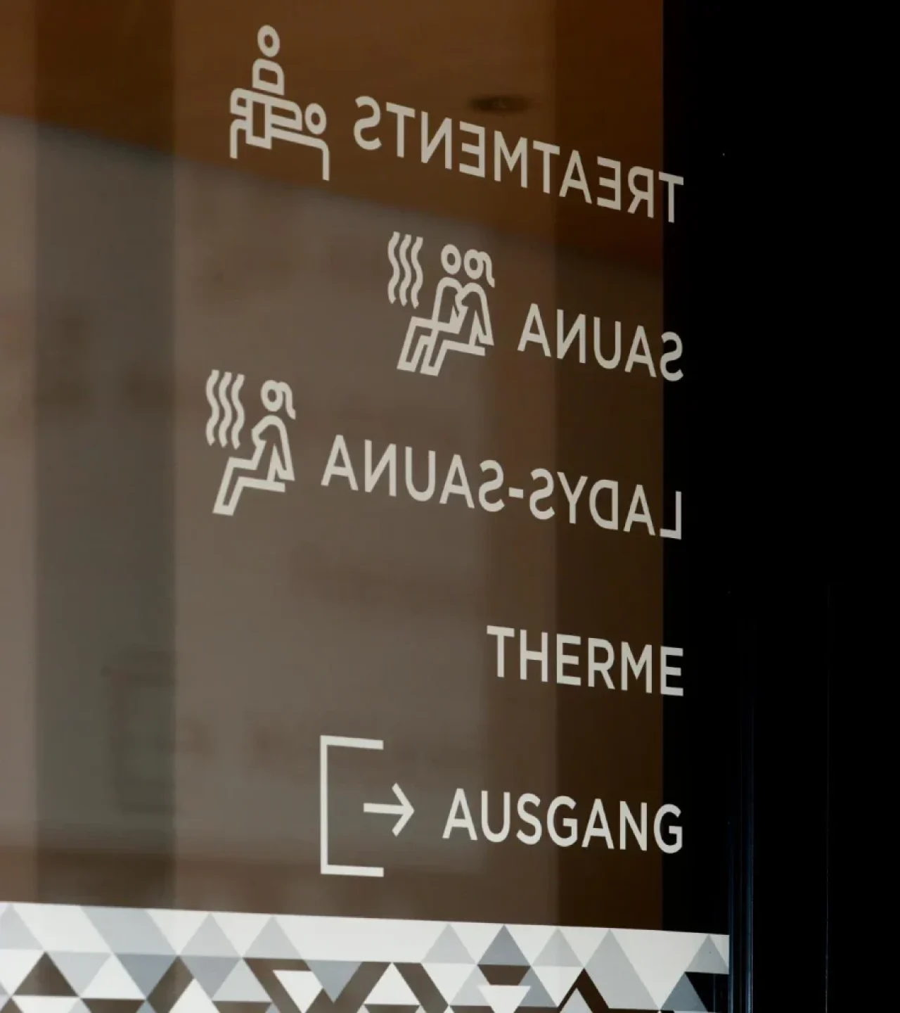 Therme_Baden_P_09_desktop_20220510_m_msr